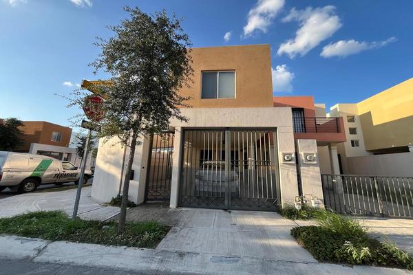 Foto de inmueble en Calle Desarrollo, Col. Mitras Poniente Bicentenario C.P. 66023, García