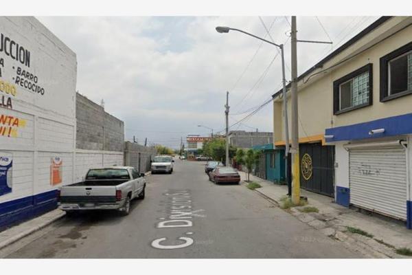 Foto de inmueble en C. División Sur #000, Col. Valle de la Esperanza C.P. 64103, Monterrey
