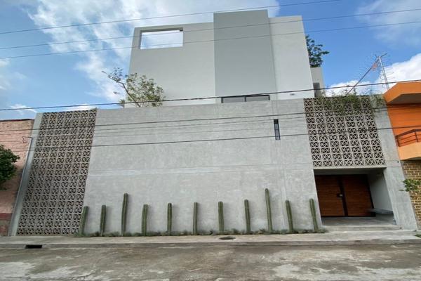 Foto de inmueble en C. Durango, Col. Mezquitan C.P. 44260, Guadalajara