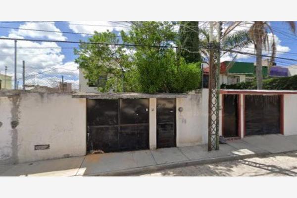 Foto de inmueble en CALLE EL BURRAL #31, Col. Granjas Banthi C.P. 76805, San Juan del Río