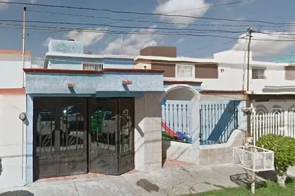 Foto de inmueble en Calle Estancia de Barahona #218, Col. Las Estancias C.P. 36765, Salamanca