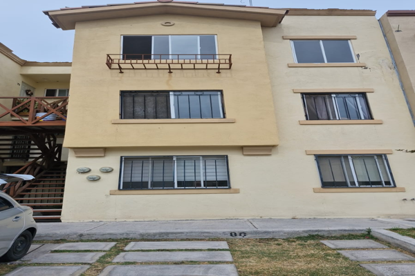 Foto de inmueble en Calle Etesios 78, Real Solare ll, El Marques, Col. El Cerrito C.P. 76240, El Marqués