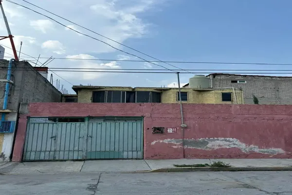 Foto de inmueble en C. FRANCISCO JAVIER MINA, Col. Alfredo del Mazo C.P. 56577, Ixtapaluca