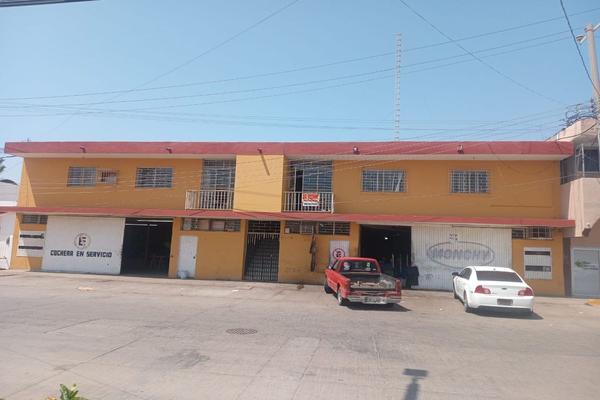 Foto de inmueble en C. Fuente de Marte, Col. Las Fuentes C.P. 81223, Ahome