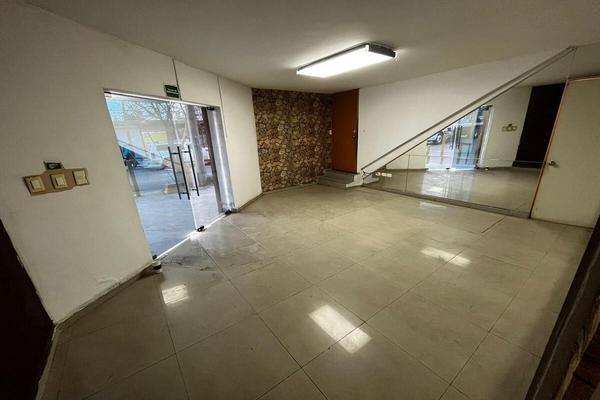 Foto de inmueble en calle general carlos salazar, Col. Obrera C.P. 64010, Monterrey