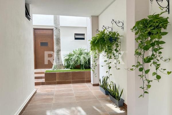 Foto de inmueble en Calle Heriberto Frias 13, Col. Centro C.P. 82000, Mazatlán
