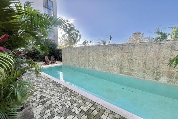 Foto de inmueble en Calle Itzamna, Col. Maya Pax C.P. 77760, Tulum