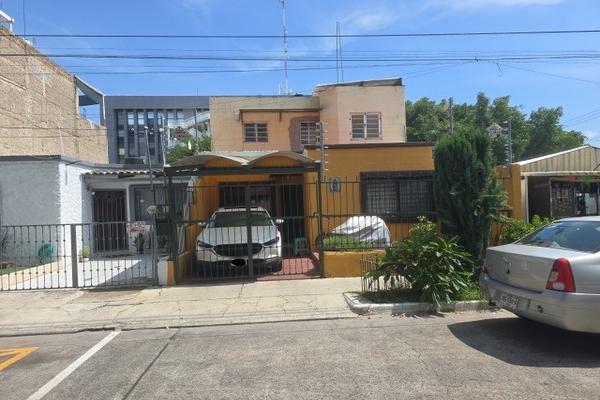 Foto de inmueble en Calle Jalisco, Col. Observatorio C.P. 44266, Guadalajara