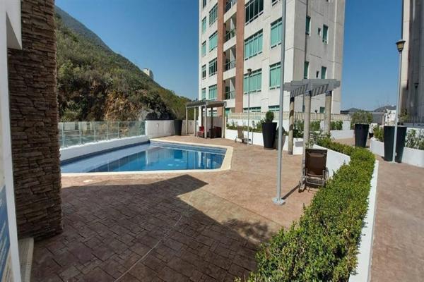 Foto de inmueble en calle, Col. Jardín de las Torres C.P. 64754, Monterrey