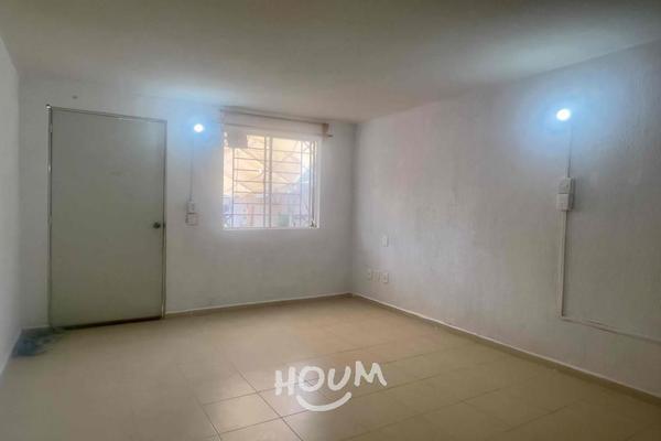 Foto de inmueble en Calle Lago Alberto, Col. Los Héroes Ozumbilla C.P. 55764, Tecámac