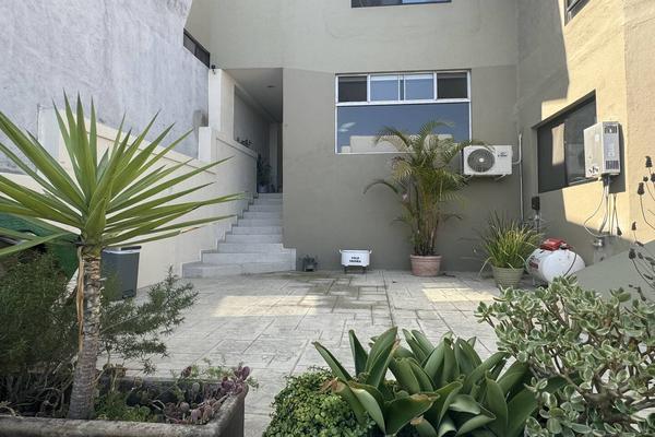 Foto de inmueble en Calle Manantial colinas de Agua caliente #9725, Col. Colinas de Agua Caliente C.P. 22030, Tijuana