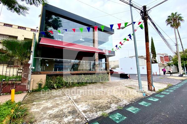 Foto de inmueble en Calle Manuel López Cotilla #1967, Col. Arcos Vallarta C.P. 44130, Guadalajara