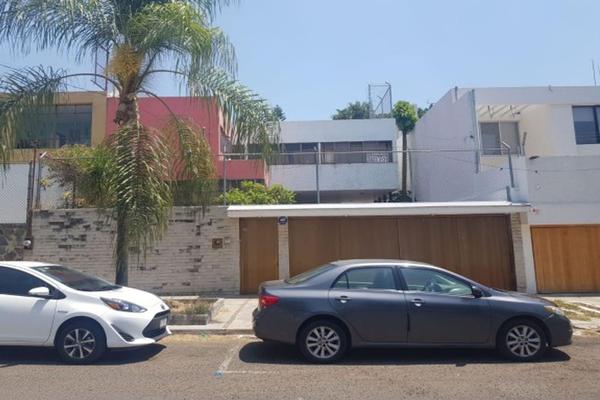 Foto de inmueble en Calle Manuel López Cotilla #2096, Col. Arcos Vallarta C.P. 44130, Guadalajara