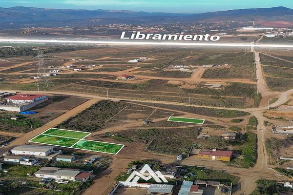 Foto de inmueble en CALLE MANUELHERRERA Y LAUSSO, Col. Gómez Morín C.P. 22842, Ensenada