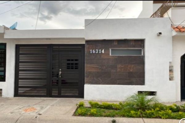Foto de inmueble en c marbella #16314 Fracc. villas del rey, Col. Villa Residencial del Rey C.P. 82164, Mazatlán