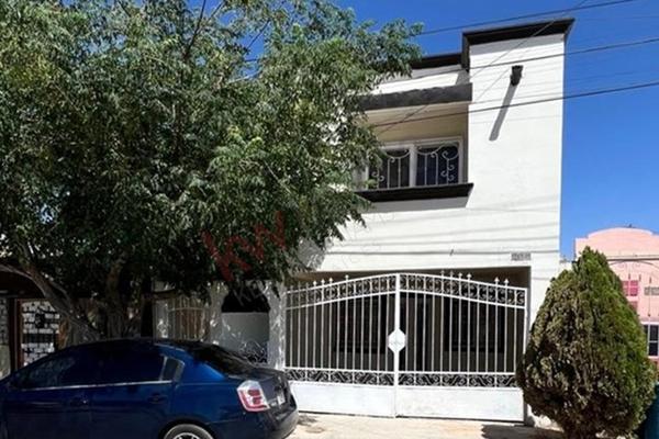 Foto de inmueble en calle mendoza #3027, Col. Rincones de Salvarcar C.P. 32575, Juárez