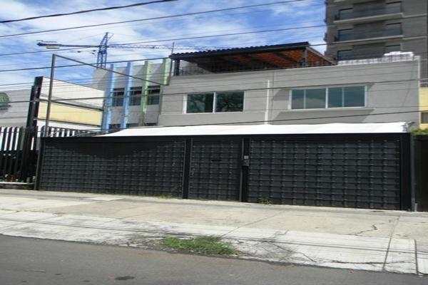Foto de inmueble en Calle Miguel Lerdo de Tejada #2368, Col. Americana C.P. 44160, Guadalajara