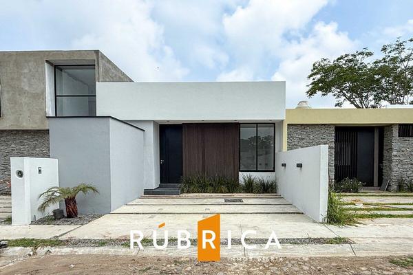 Foto de inmueble en C. Milan, Col. Comala C.P. 28450, Comala