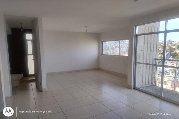 Foto de inmueble en CALLE MONTEALBAN, Col. San Bartolomé Coatepec C.P. 52770, Huixquilucan