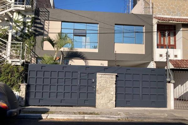 Foto de inmueble en Calle: Nicolás Puga 20 Colonia: Arcos Vallarta Sur Municipio: Guadalajara Estado #20, Col. Arcos Vallarta C.P. 44130, Guadalajara