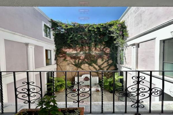 Foto de inmueble en Calle Nueva Galicia #907, Col. Guadalajara Centro C.P. 44100, Guadalajara