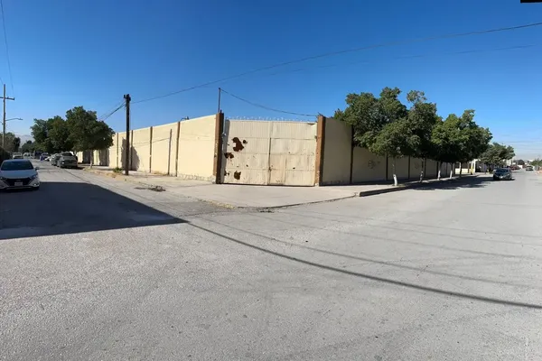 Foto de inmueble en CALLE #NUMERO , Col. División del Norte C.P. 27270, Torreón