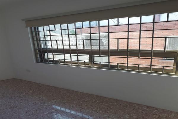 Foto de inmueble en Calle no encontradase puso para subir archivo, Col. Mitras Sur C.P. 64020, Monterrey