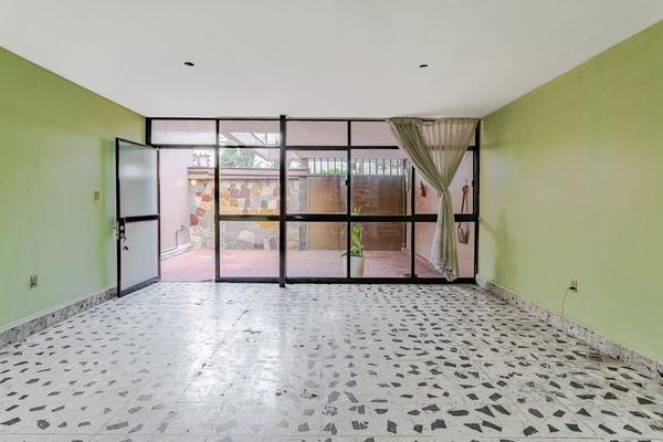 Foto de inmueble en Calle Oriente 178 179Moctezuma 2da Sección,, Col. Venustiano Carranza C.P. 15340, Venustiano Carranza