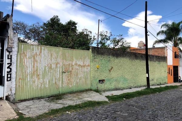 Foto de inmueble en C P de los frambuesos, Col. Tabachines C.P. 45188, Zapopan