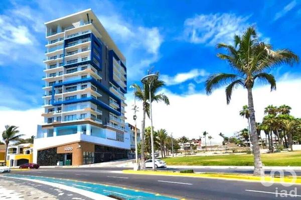 Foto de inmueble en calle paseo clausen #84, Col. Centro C.P. 82000, Mazatlán