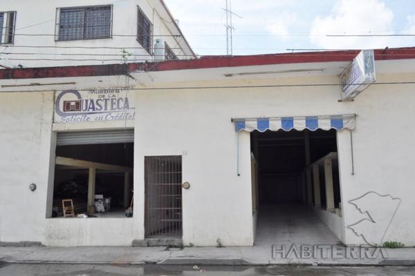 Foto de inmueble en CALLE PAVON 59 COL. LOS ARTISTAS, Col. De los Artistas C.P. 92845, Tuxpan