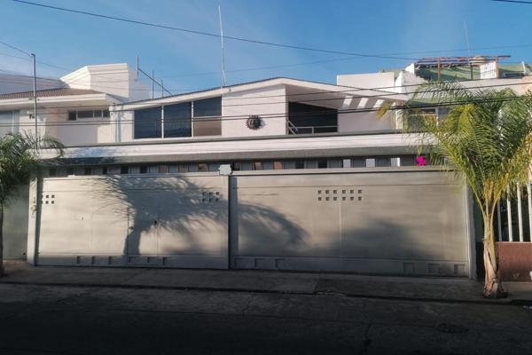 Foto de inmueble en Calle Rey Tariacuri #191 Colonia Felix Ireta, Col. Félix Ireta C.P. 58070, Morelia