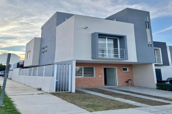 Foto de inmueble en Calle Río Blanco #1511, Col. Coto Miraflores C.P. 45134, Zapopan