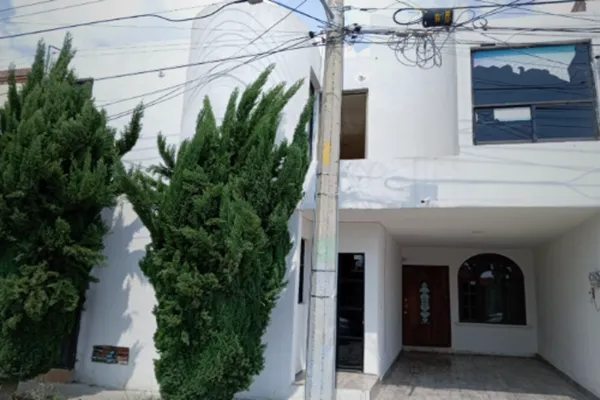 Foto de inmueble en CALLE RIO CAZONES #107, Col. ISSSTE C.P. 42083, Pachuca de Soto