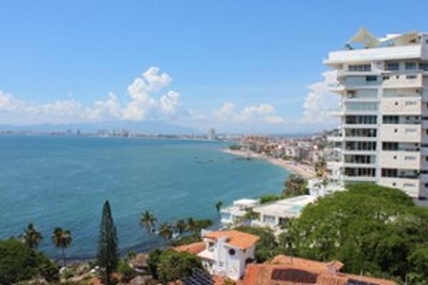 Foto de inmueble en Calle Sagitario #150, Col. Conchas Chinas C.P. 48390, Puerto Vallarta