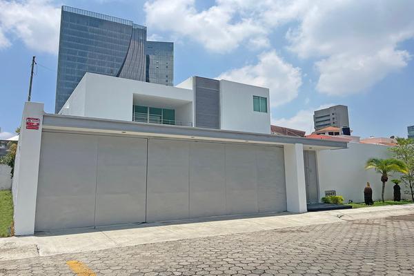 Foto de inmueble en Calle San Florencio #2247, Col. Santa Isabel C.P. 45110, Zapopan