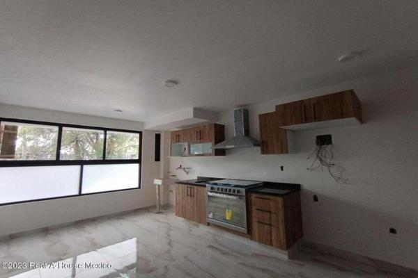 Foto de inmueble en Calle San Pascasio #1, Col. Pedregal de Santa Ursula C.P. 04600, Coyoacán