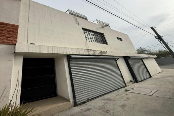 Foto de inmueble en calle, Col. Guadalupe Centro C.P. 67100, Guadalupe