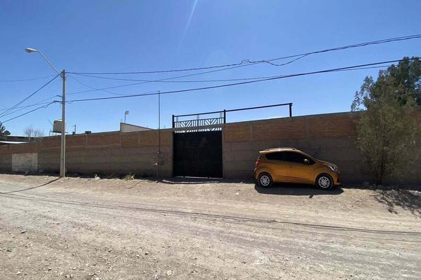 Foto de inmueble en CALLE TERCERA Y PINABETE, Col. Granjas Cerro Grande C.P. 31065, Chihuahua