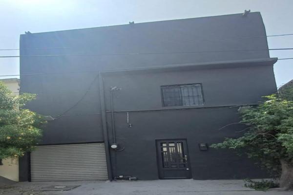 Foto de inmueble en calle, Col. Treviño C.P. 64570, Monterrey