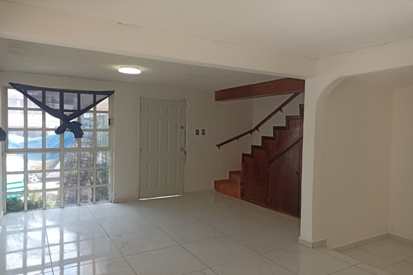 Foto de inmueble en Calle Ventanales vivienda 29-B Fraccionamiento Villa de la Hacienda Atizapán México c.p 52929, Col. Villas de la Hacienda C.P. 52929, Atizapán de Zaragoza