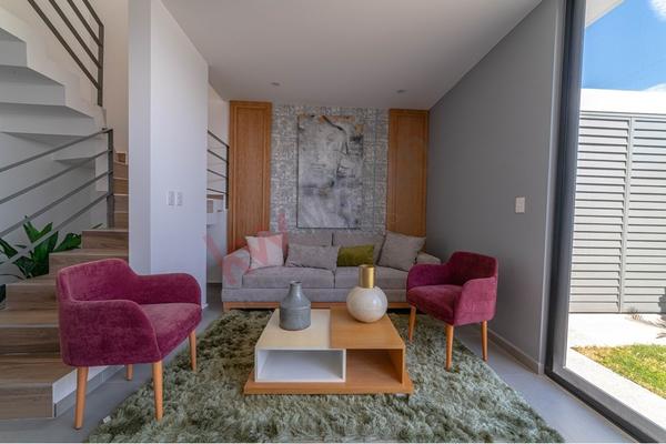 Foto de inmueble en Calle Vicenza #100, Col. Jardines de Santa Anita C.P. 45646, Tlajomulco de Zúñiga