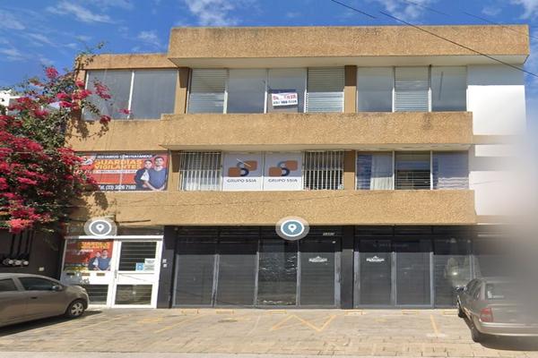 Foto de inmueble en Calle Victoriano Salado Álvarez #12, Col. Rojas Ladrón de Guevara C.P. 44650, Guadalajara