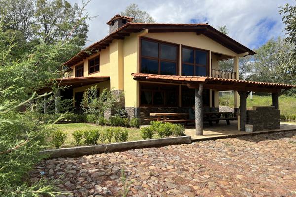 Foto de inmueble en Calle Vistas del lago #5, Col. Epenche Chico (Penche Chico) C.P. 49510, Mazamitla