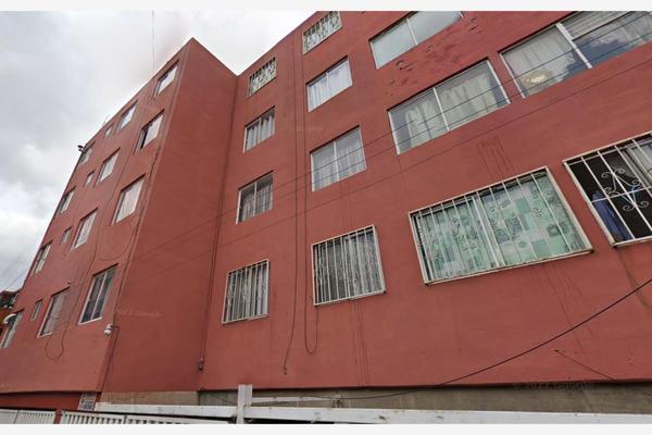 Foto de inmueble en Callejón Cuauhtémoc #16, Col. Coltongo C.P. 02630, Azcapotzalco