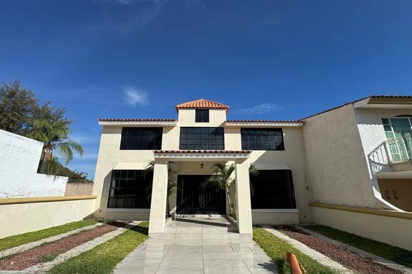 Foto de inmueble en callejon del iris, Col. Bugambilias C.P. 45238, Zapopan