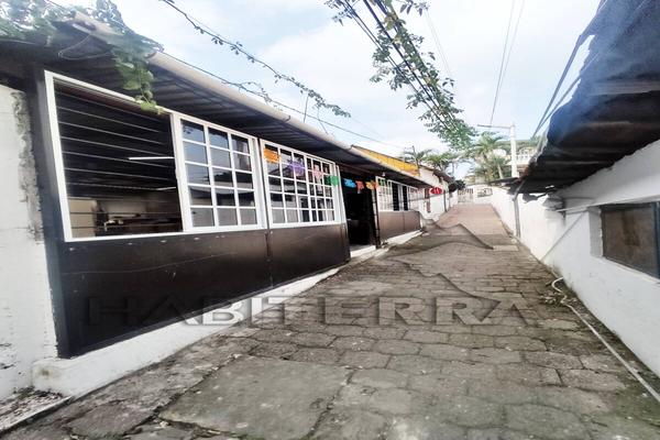 Foto de inmueble en Callejón del Niño Perdido, Col. Túxpam de Rodríguez Cano Centro C.P. 92800, Tuxpan