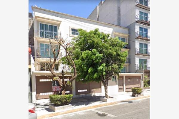 Foto de inmueble en Calzada Azcapotzalco La Villa #1116, Col. San Bartolo Atepehuacan C.P. 07730, Gustavo A. Madero