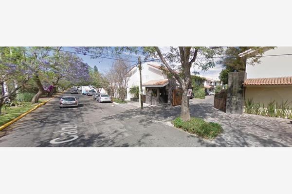 Foto de inmueble en Calz. Central #930, Col. La Grana C.P. 45180, Zapopan