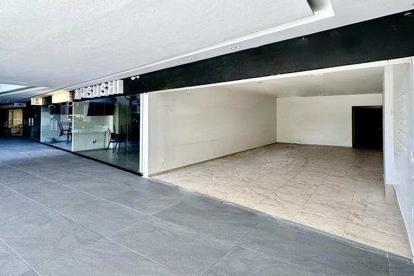 Foto de inmueble en CALZADA CENTRAL, Col. Ciudad Granja C.P. 45010, Zapopan